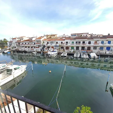 Portofino Canales *