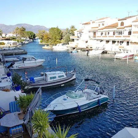 Portofino Canales Apartment Empuriabrava